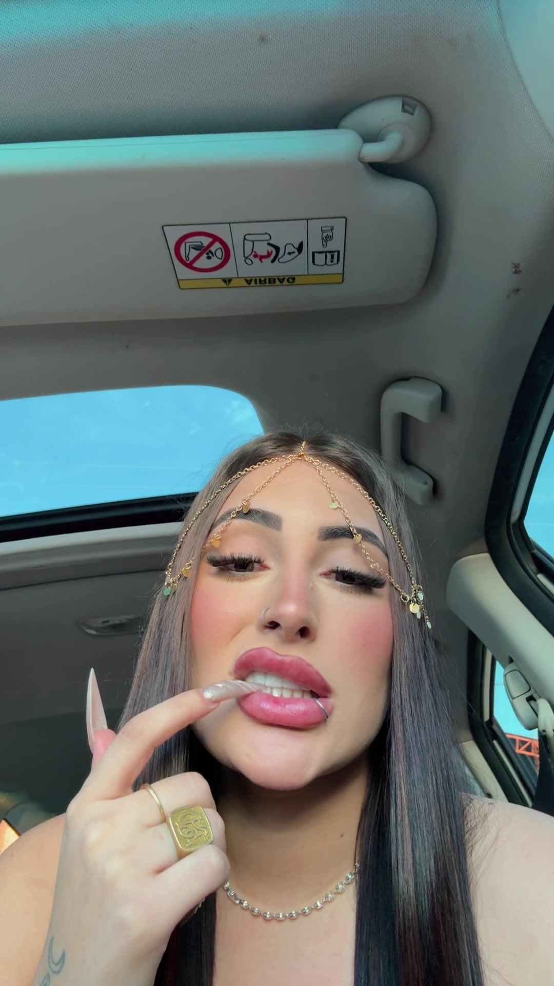 @Camilly Gayb✨