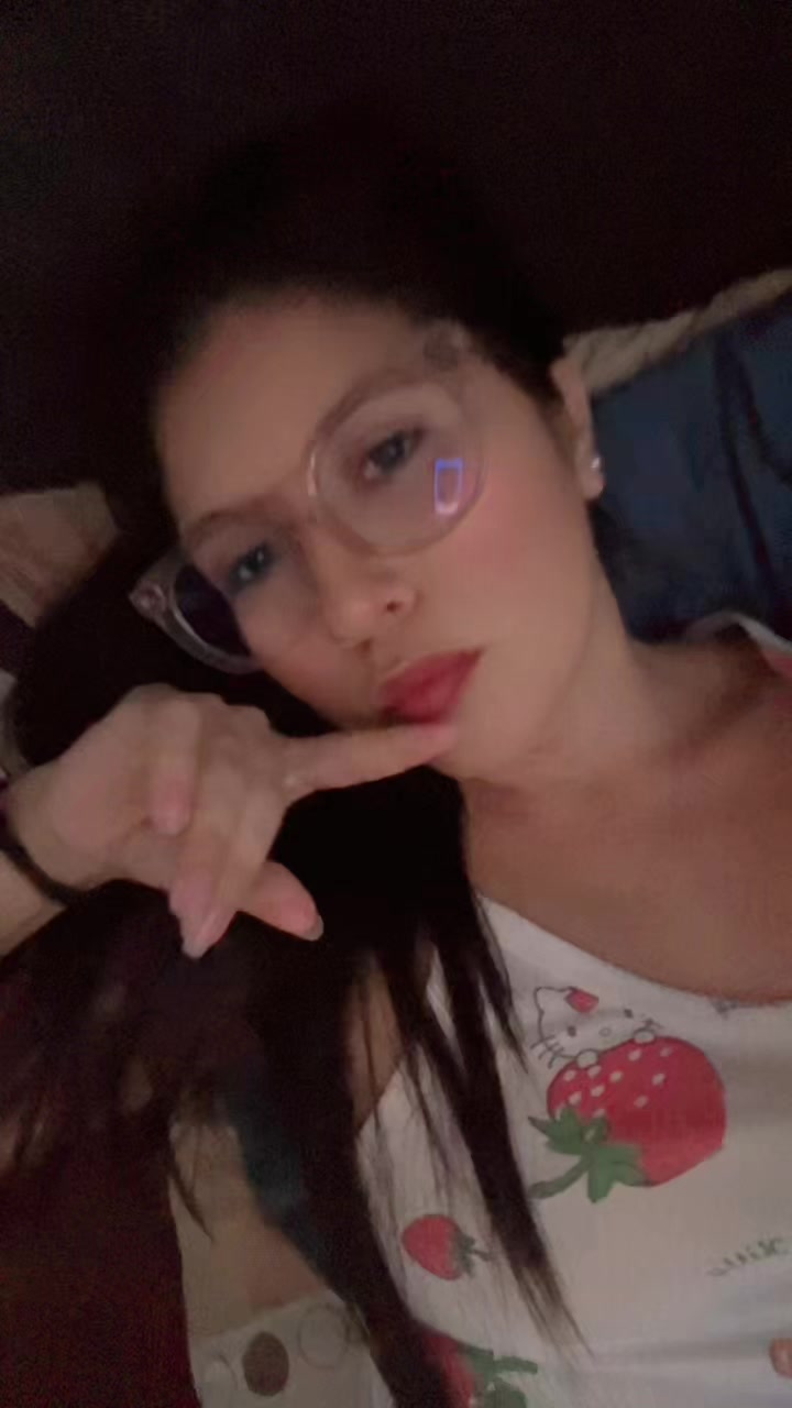 @Chelmi✨