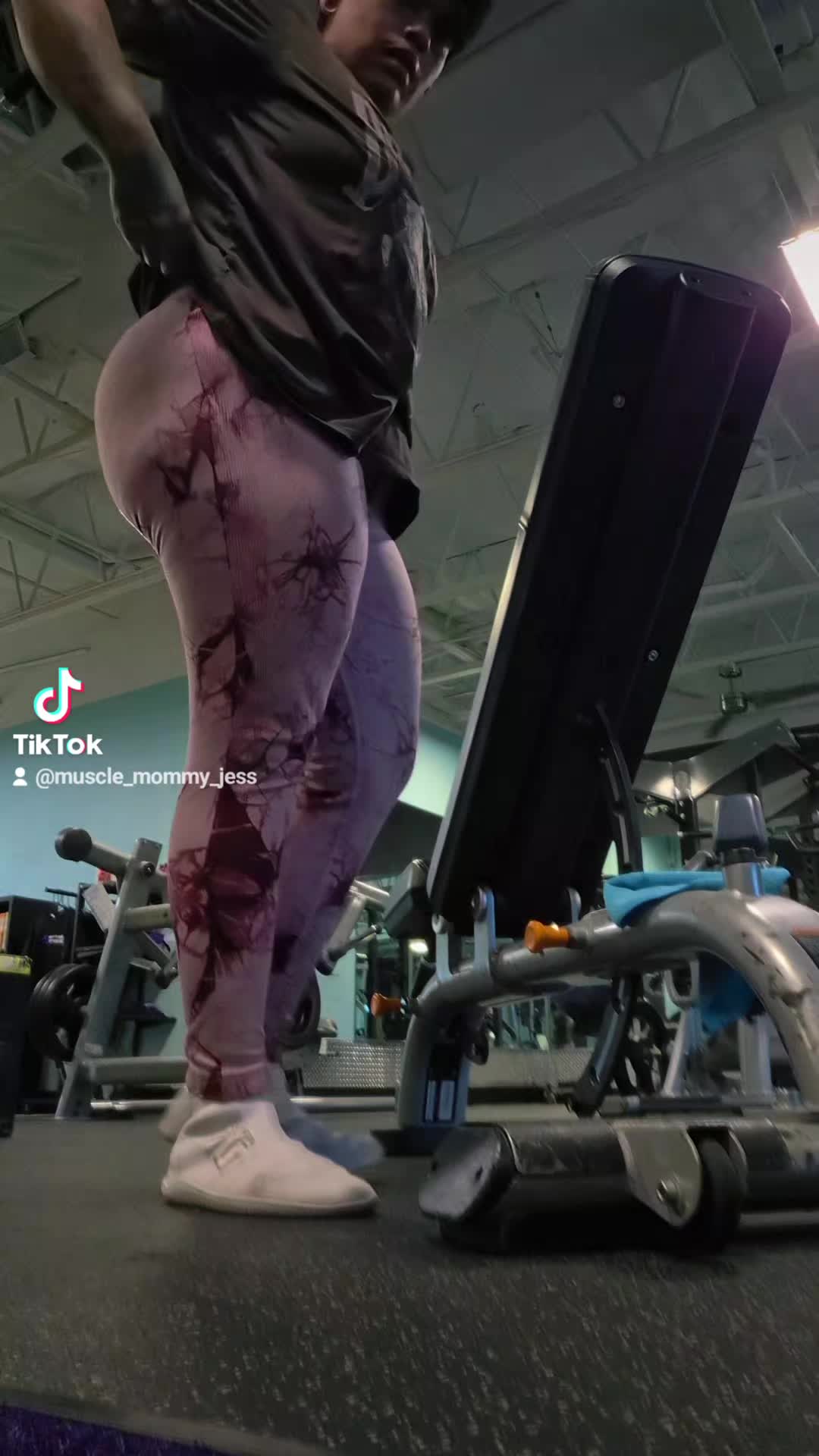 @muscle_mommy_jess