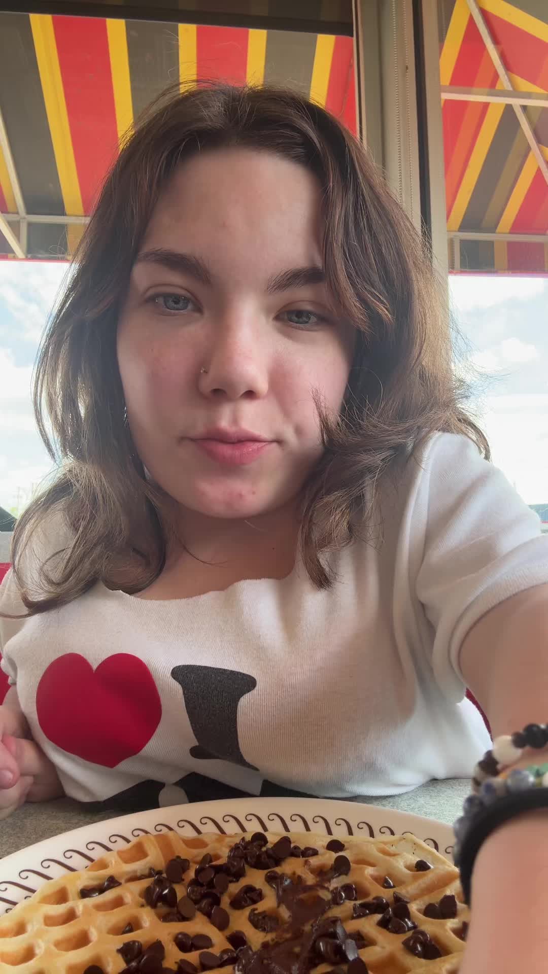 @chloe ⟭⟬⁷