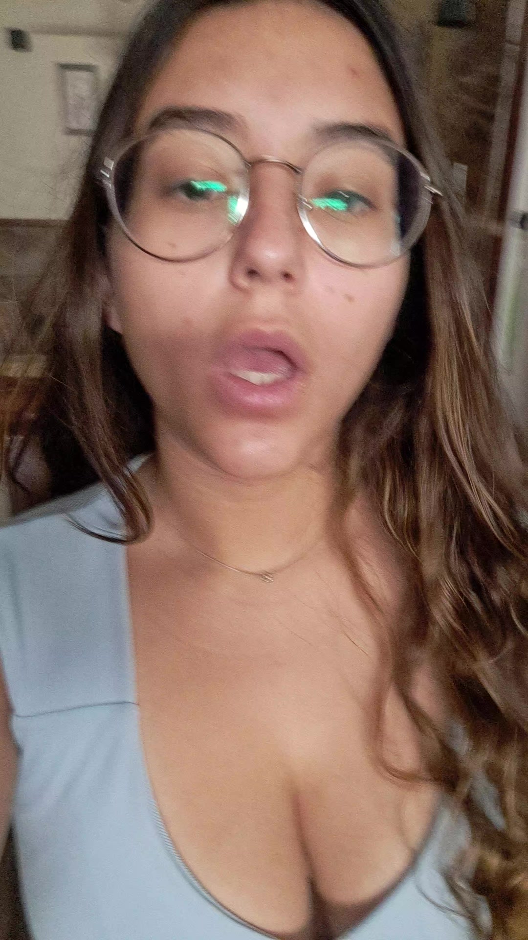 @Vicku