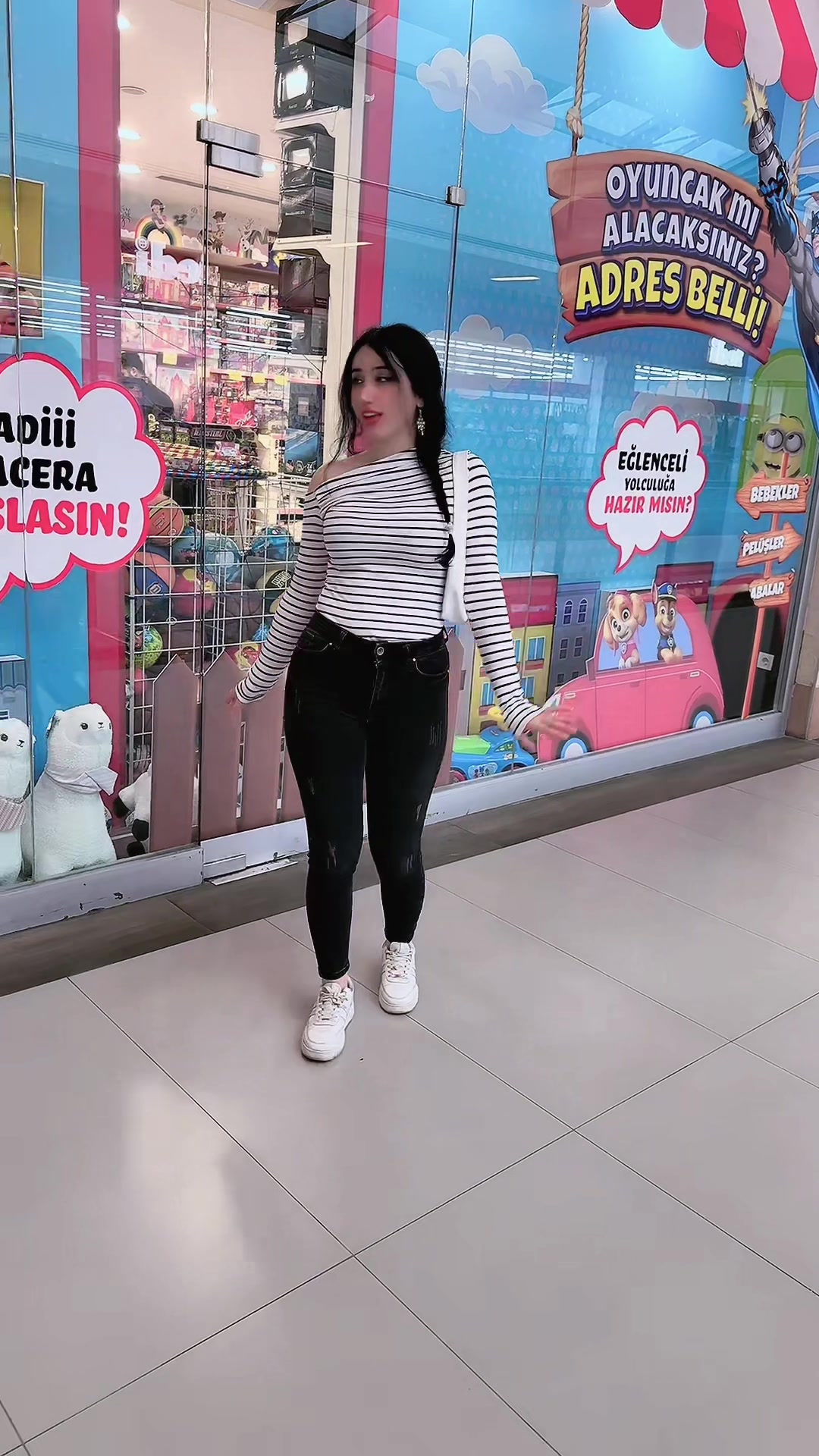 @G&uuml;venlik hanım 👮🏻&zwj;♀️