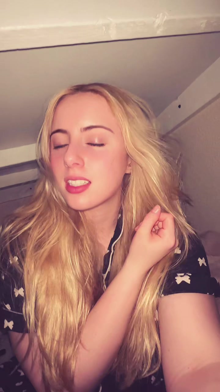 @Krissee
