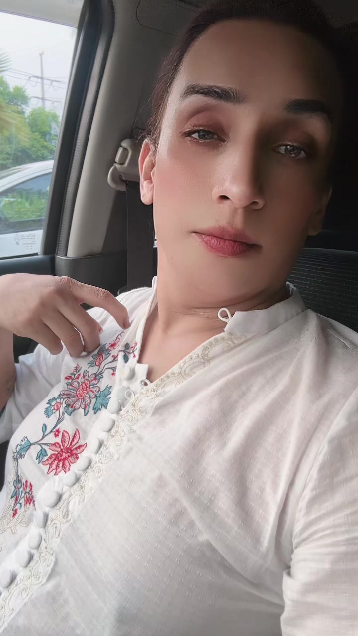 @Kami_Bulbul