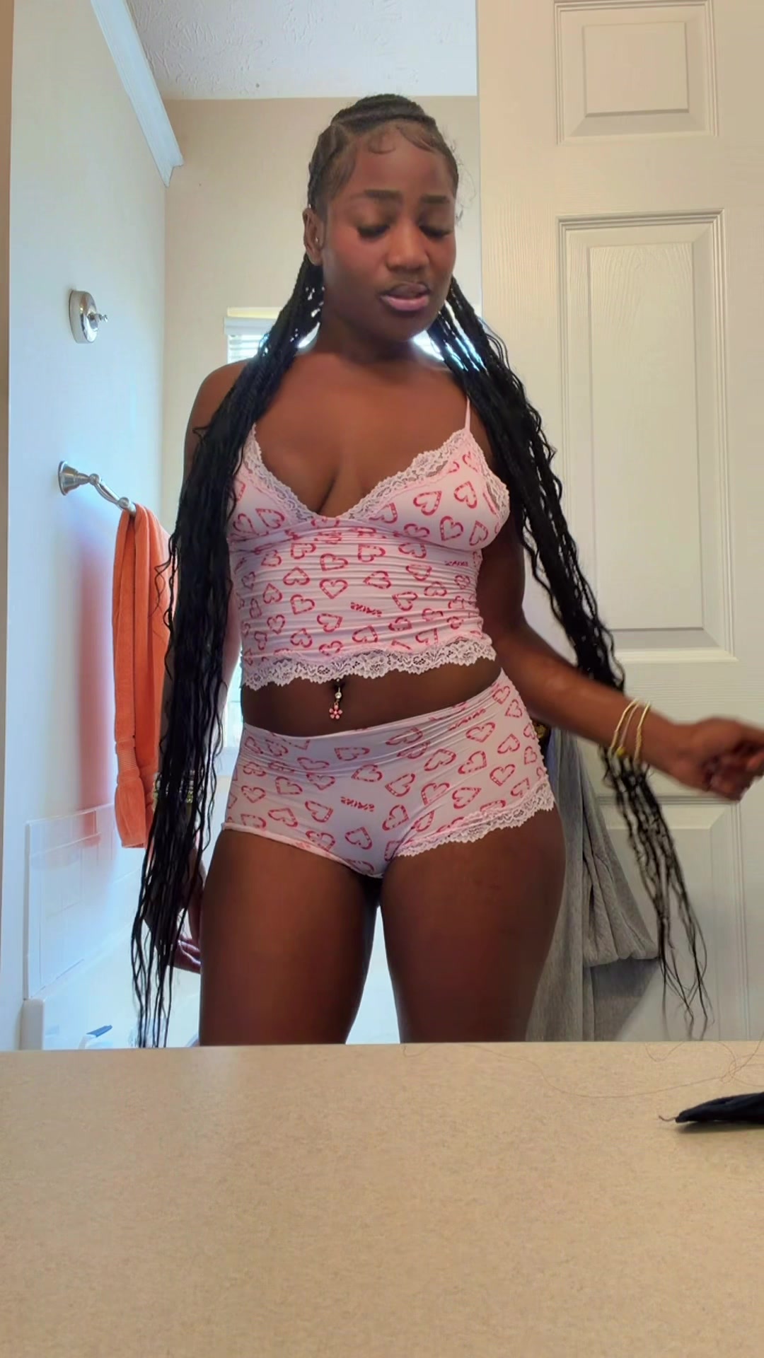@🤗