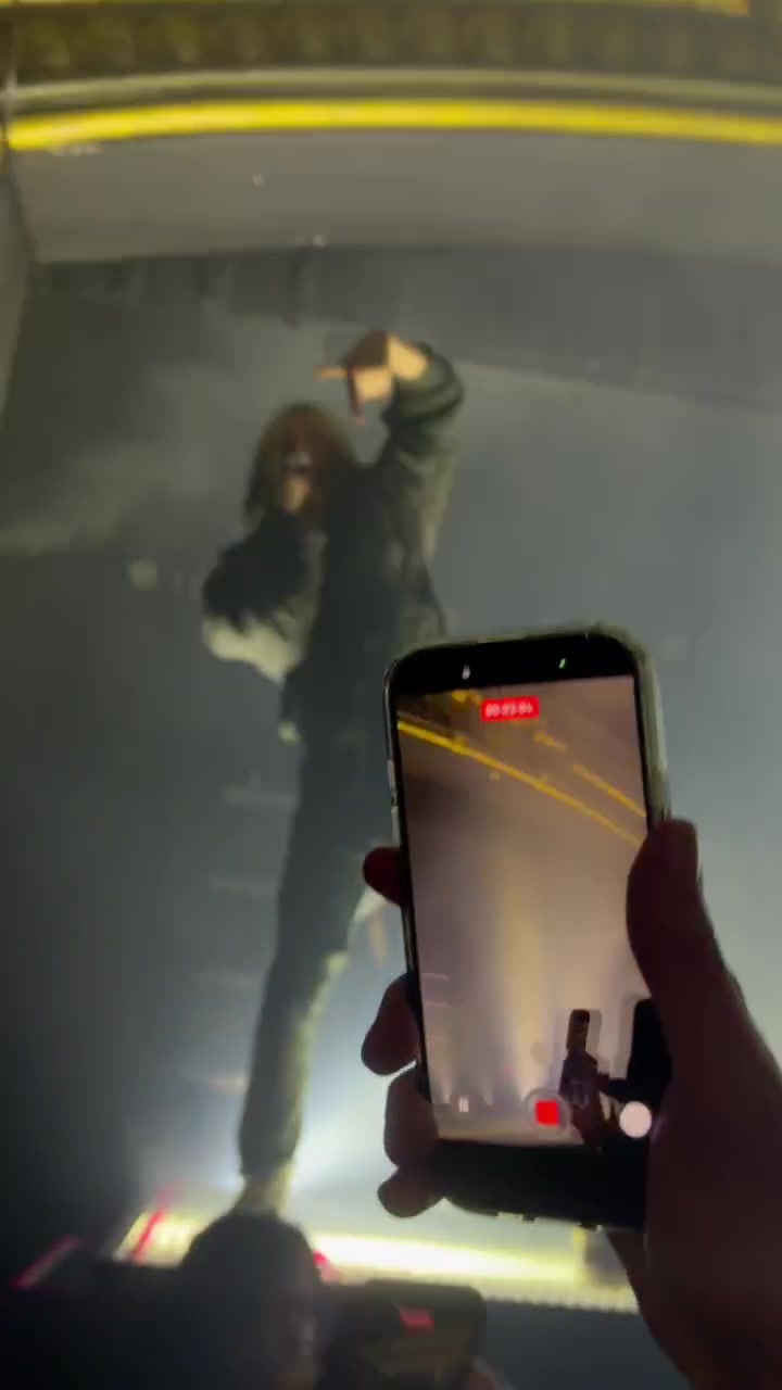 @av