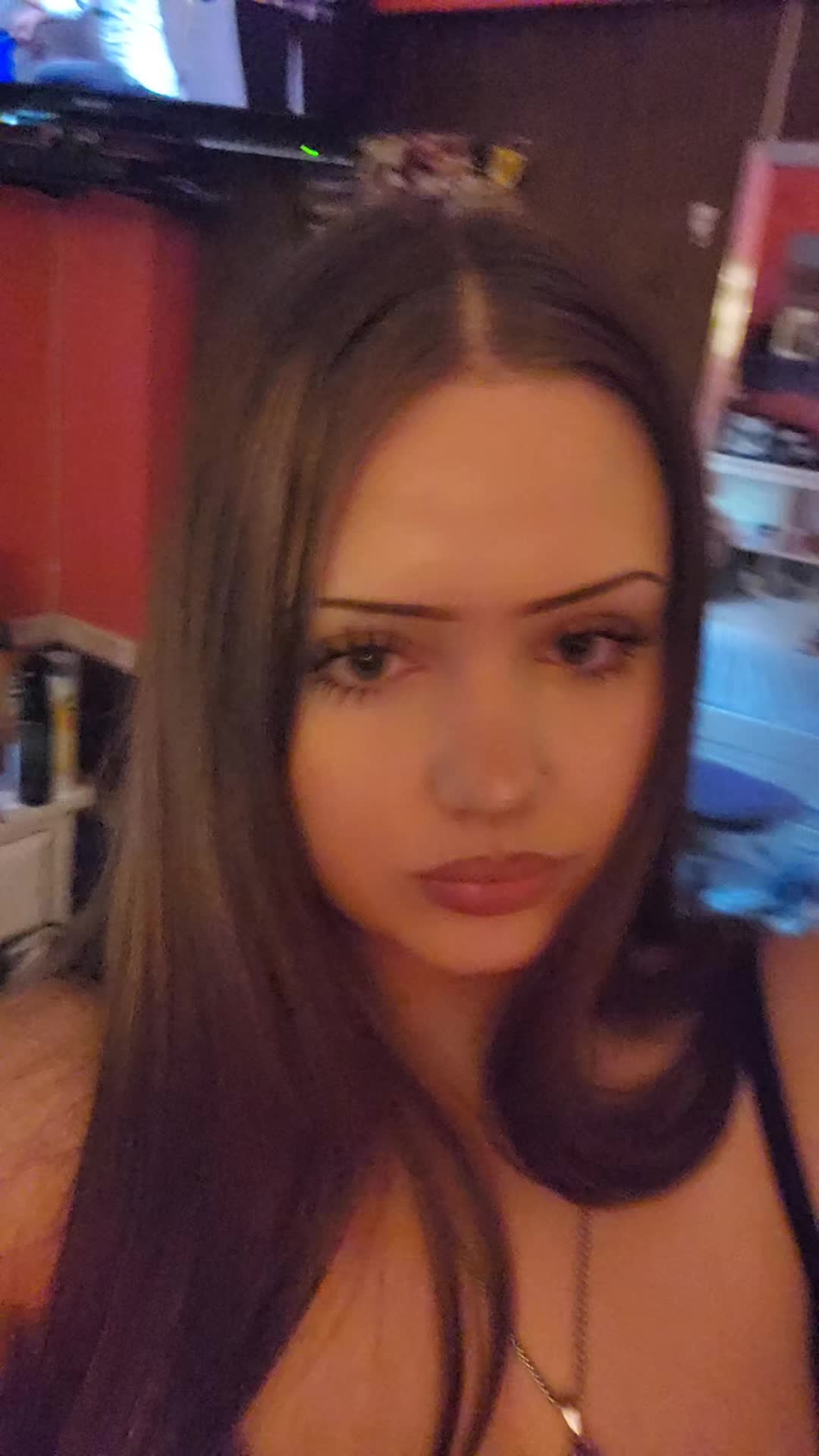 @༺༒༻