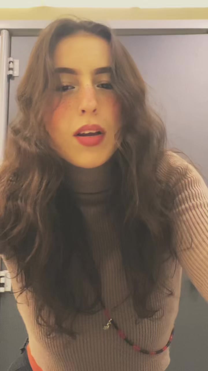 @Gabriela Simi