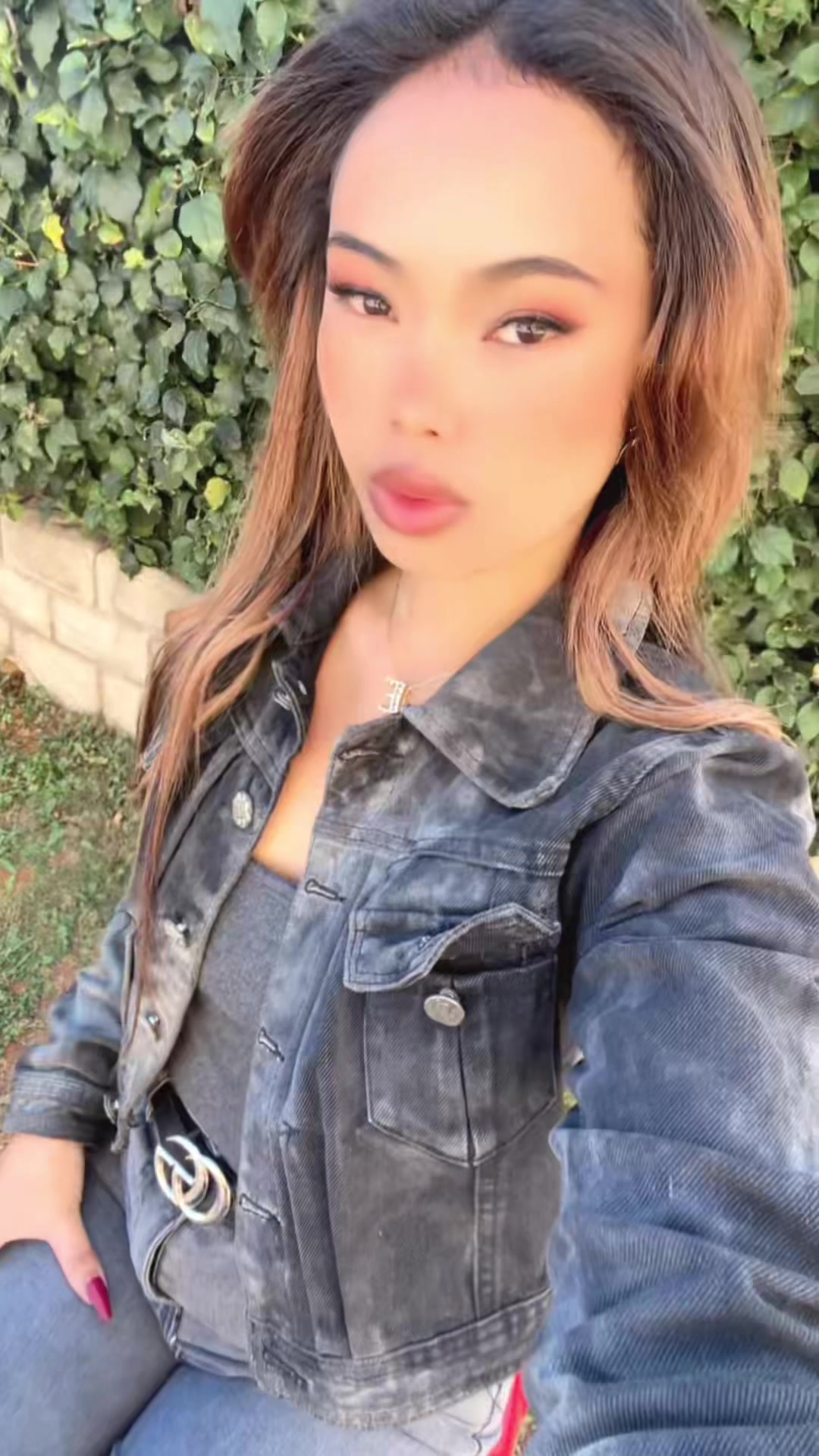 @Koloina