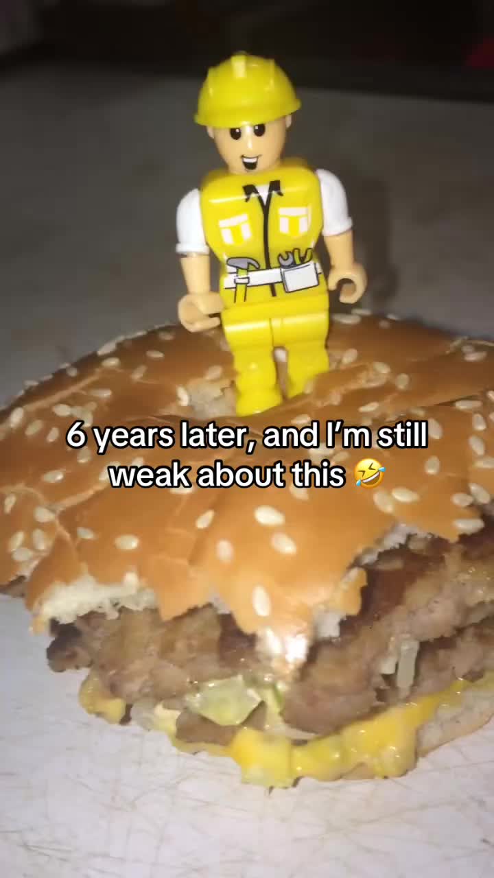 @Neesha Dee
