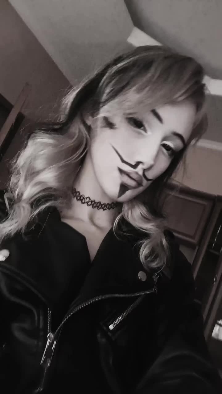 @✧・゚: *✧・゚:*