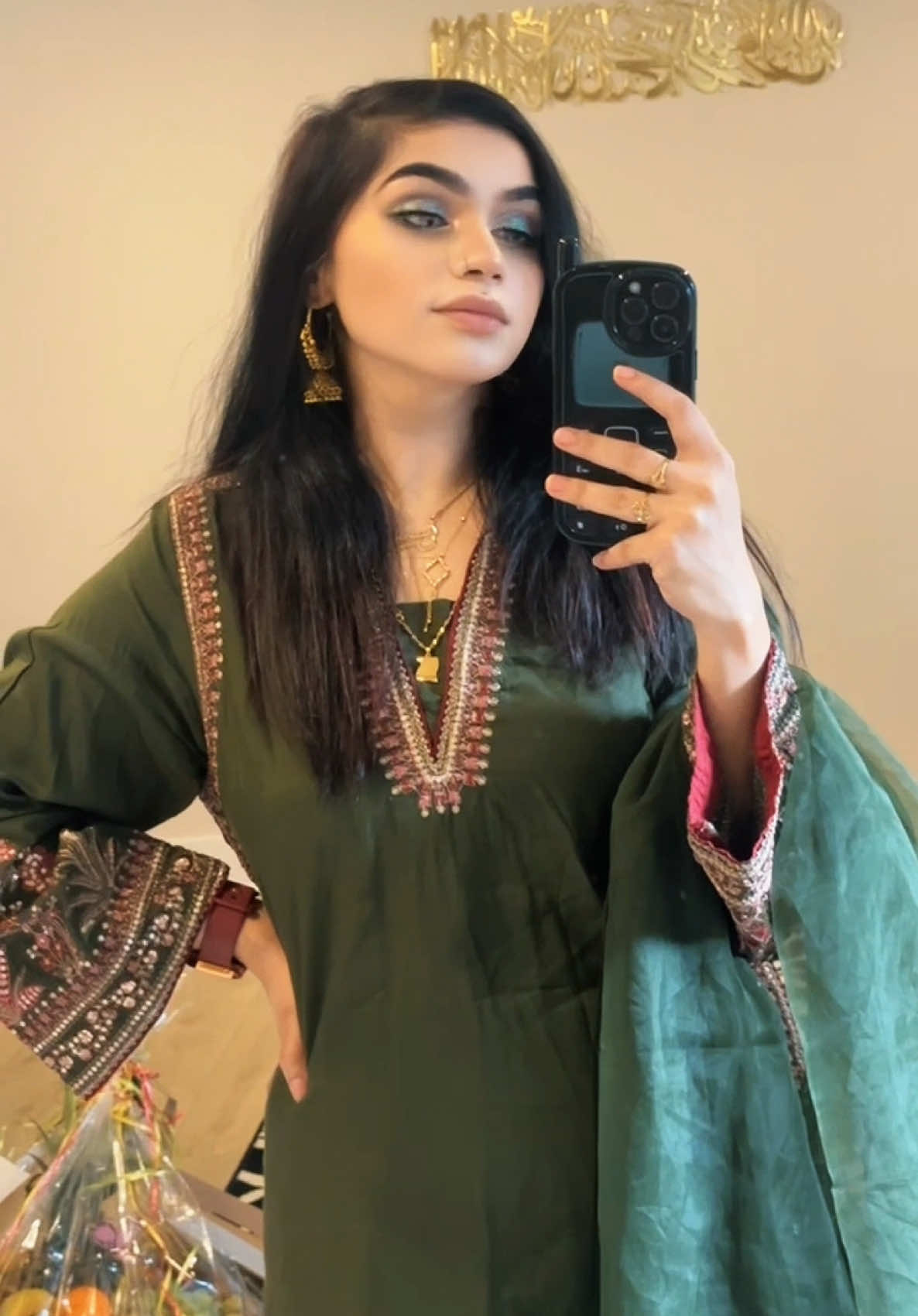 @UfiHassan