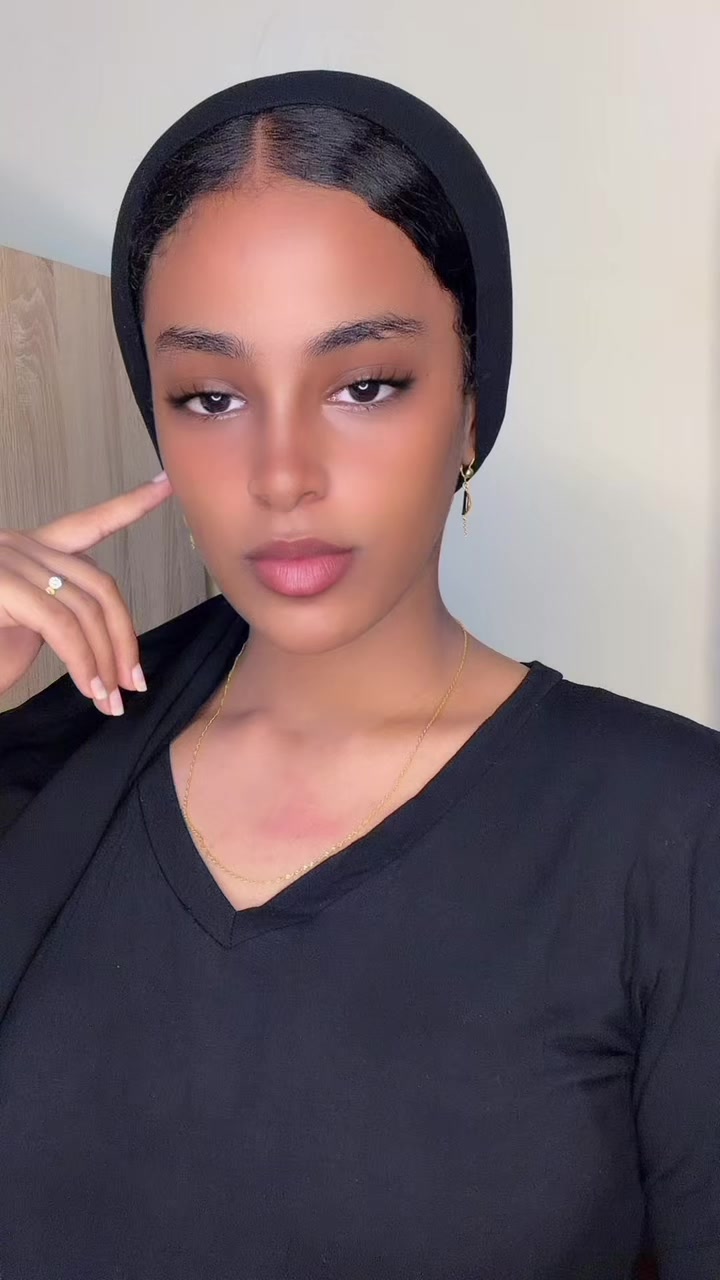 @Zanubi 💋