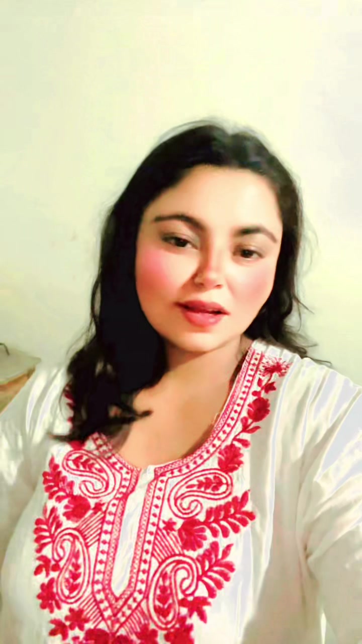 @Sanu☘️❤️🌼