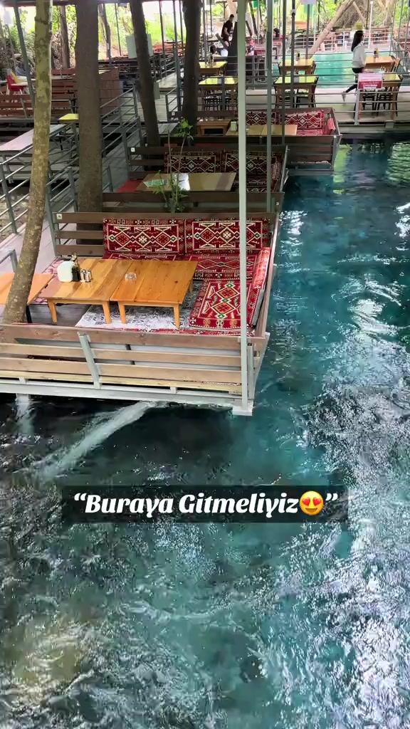 @𝙉𝙞𝙣𝙛𝙖  🦋⃤