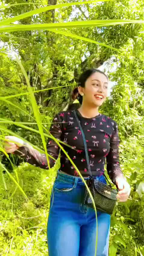 @Adhikari salina❤️