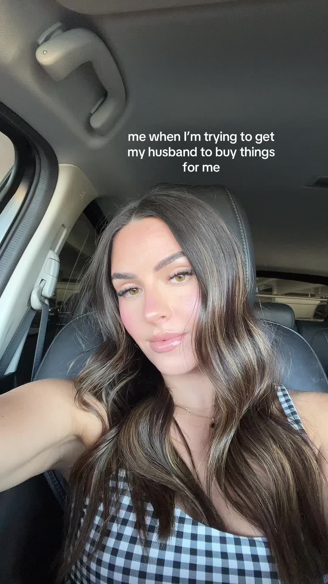 @katiehowwie