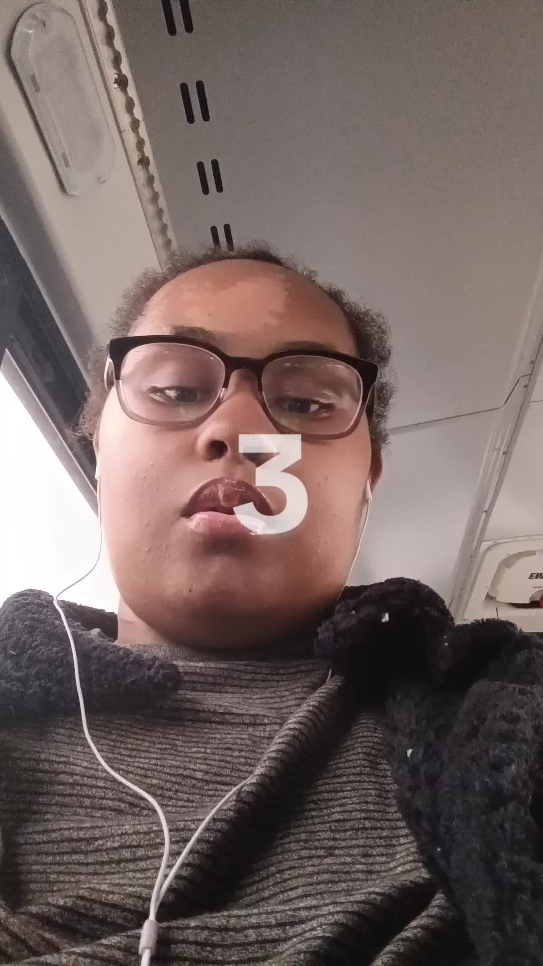 @Aaliyiah Richardson - Lily