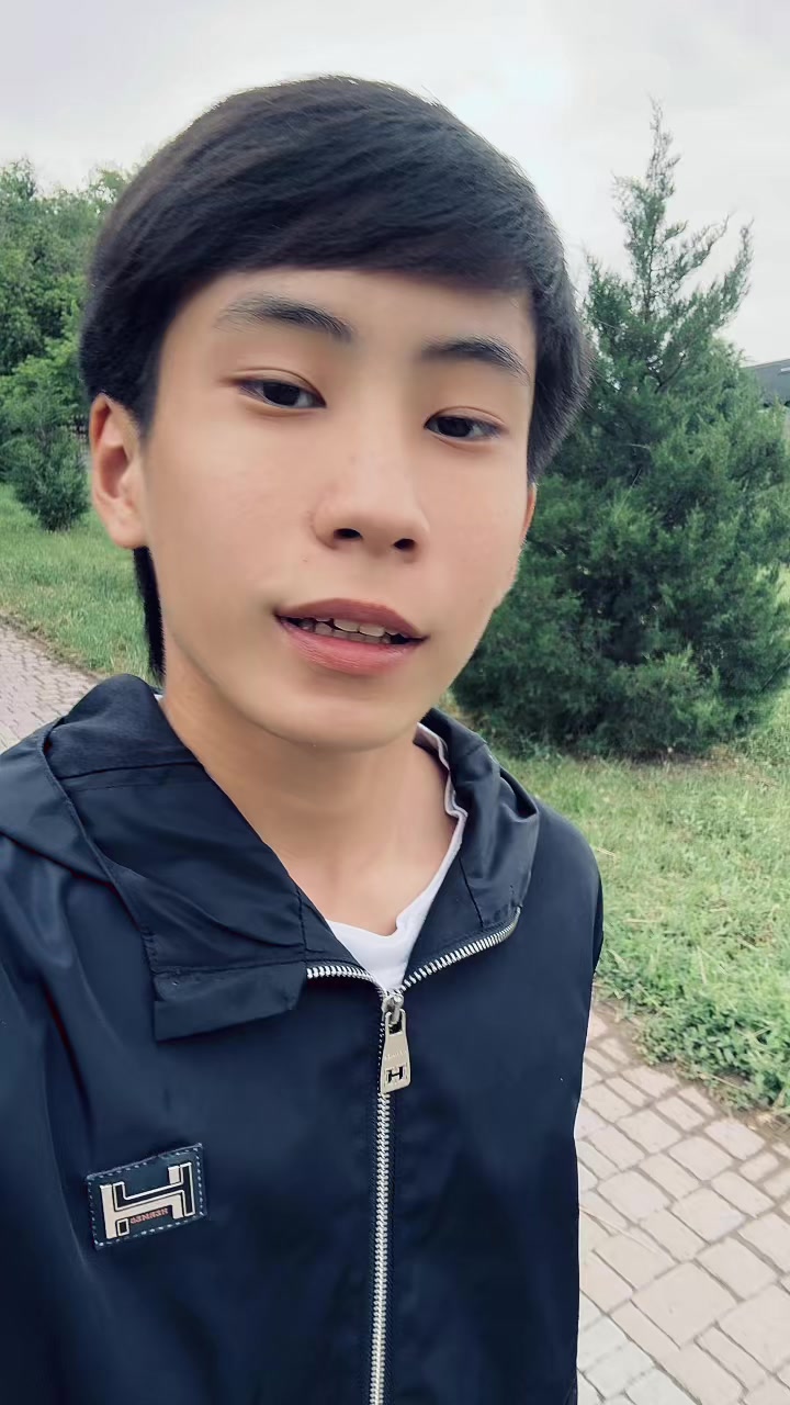 @ℬ𝒜ℐℳ𝒰ℛ𝒜𝒯𝒪𝒱✌🏻