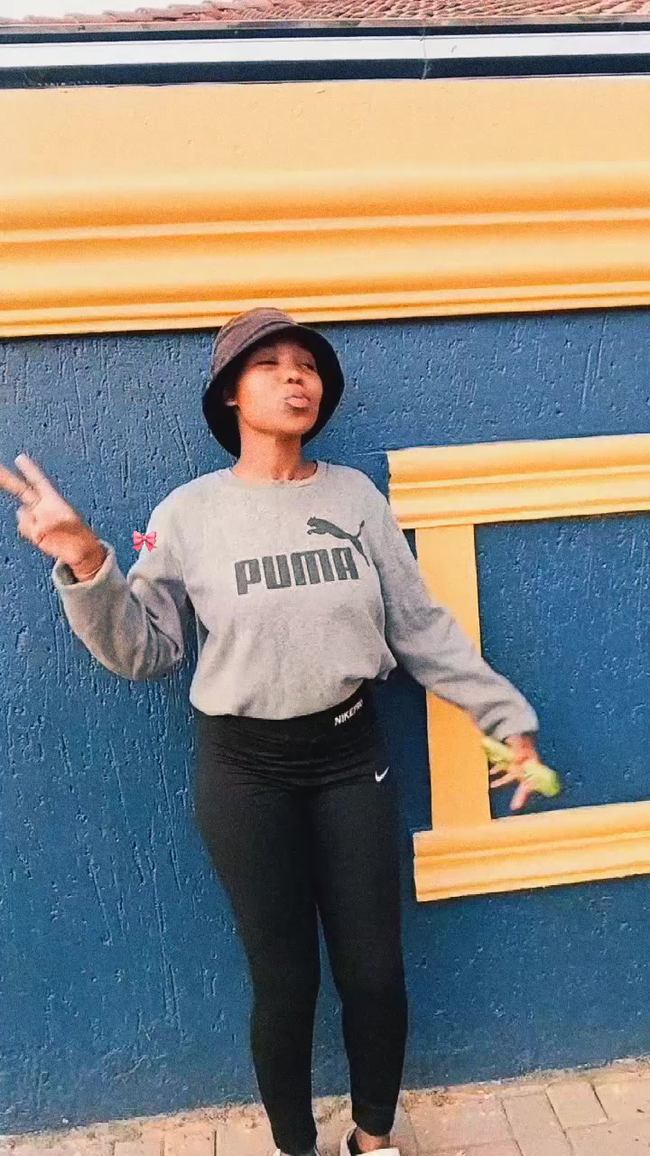 @She's_NOBUHLEY