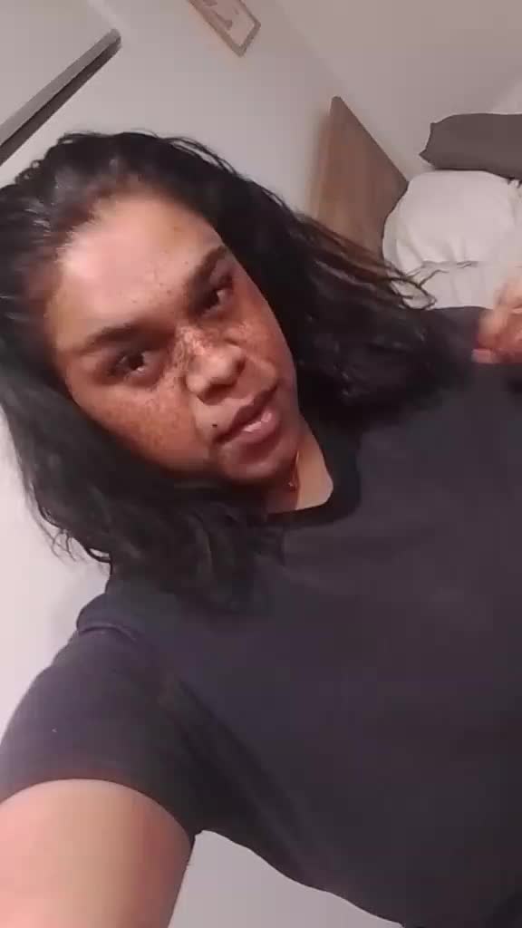 @AylaKyronDrake