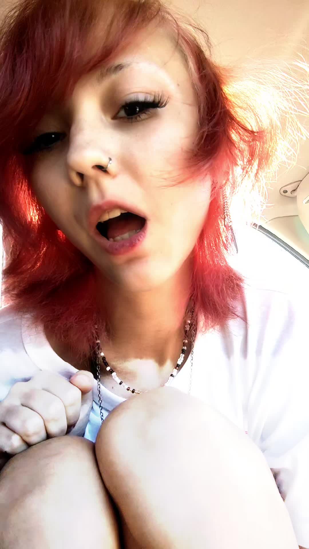 @★ r y a t t ★