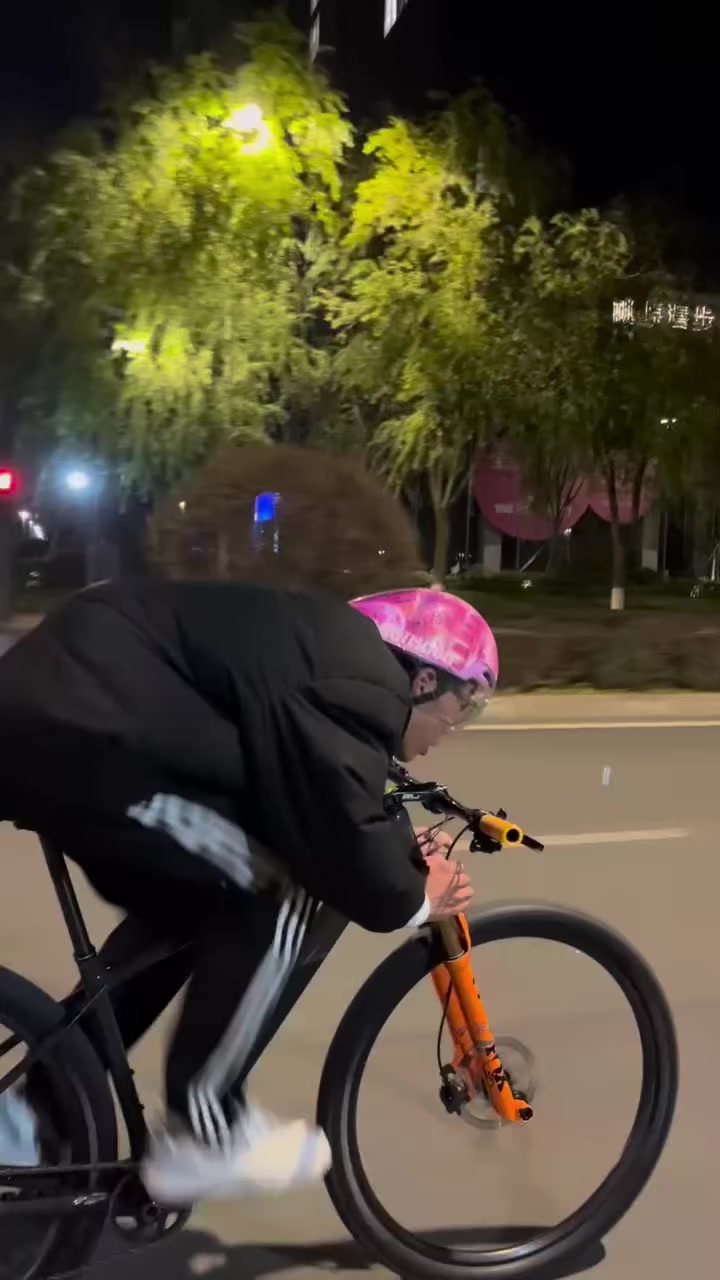 @GIF.