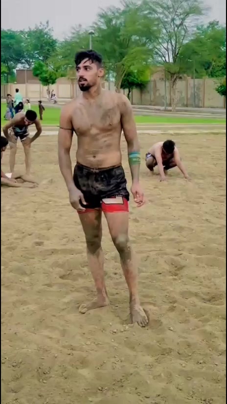 @Talha SaNdHu🥇