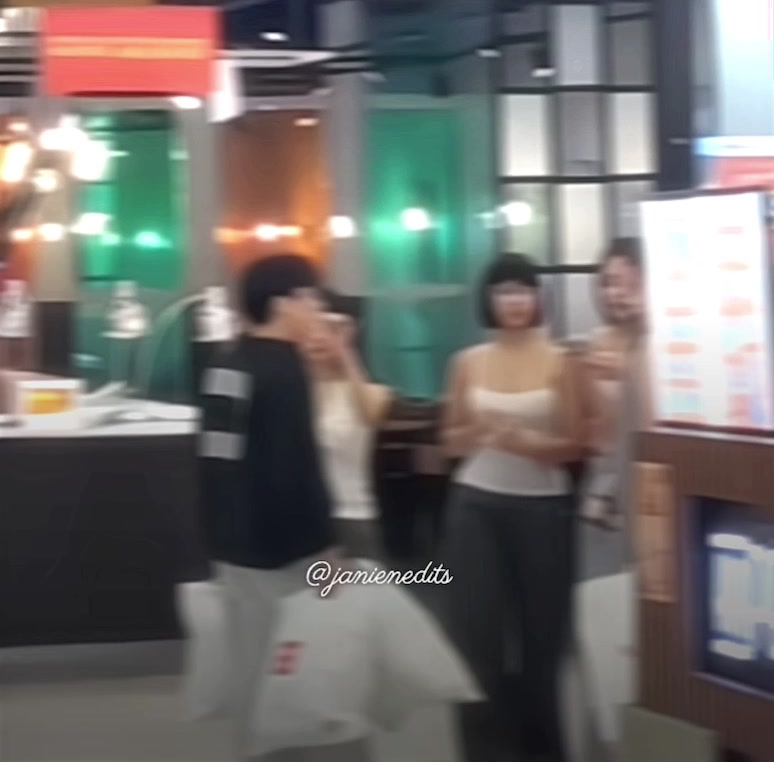 @Jaja