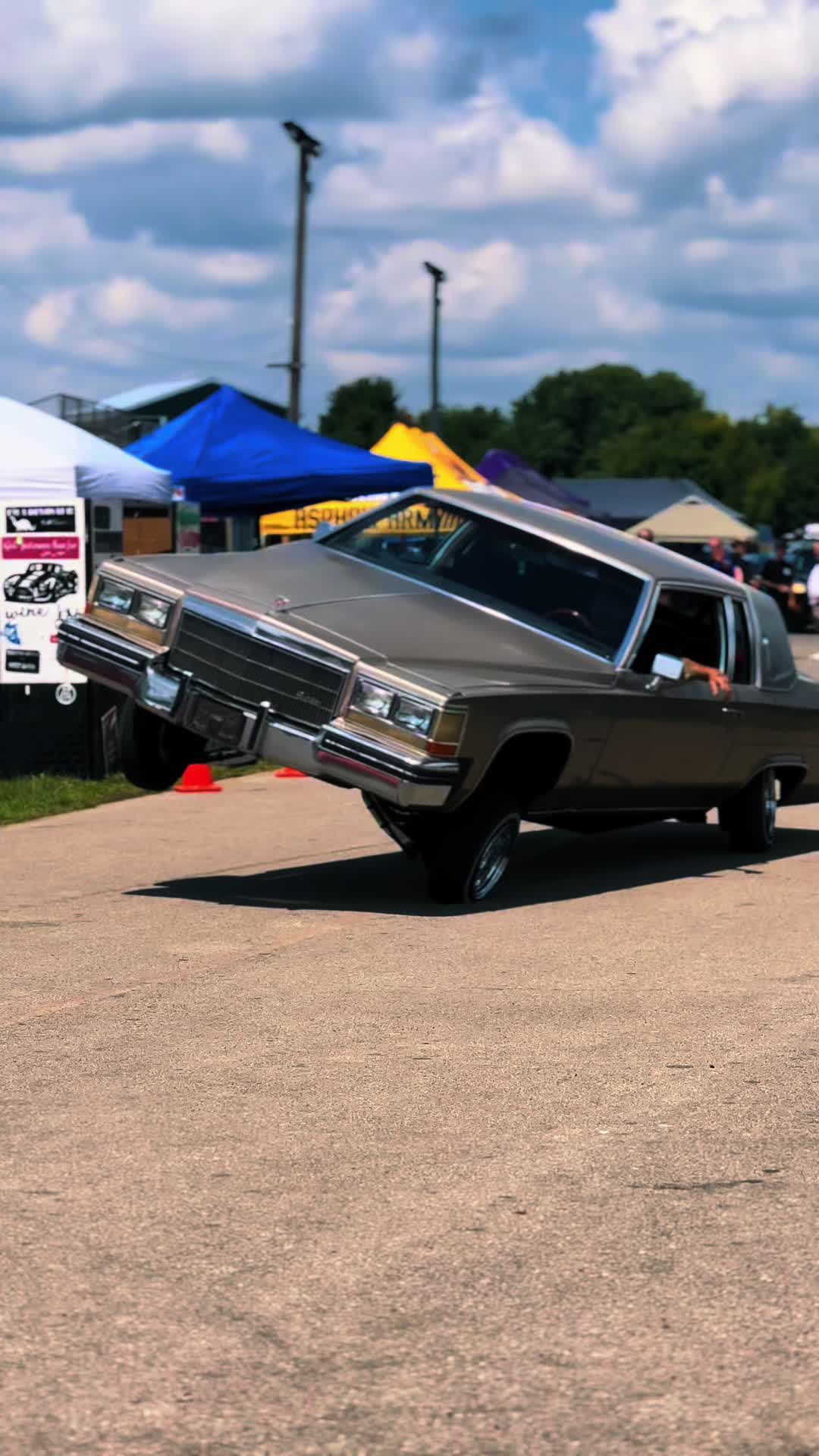 @Clark_Customs