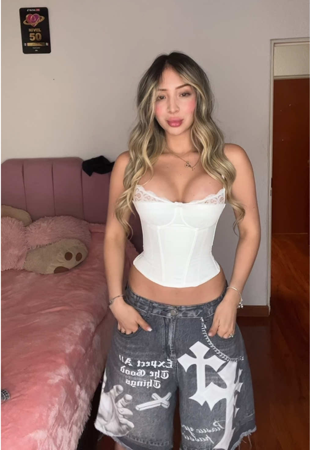@Alejandra Morales🧸ྀི