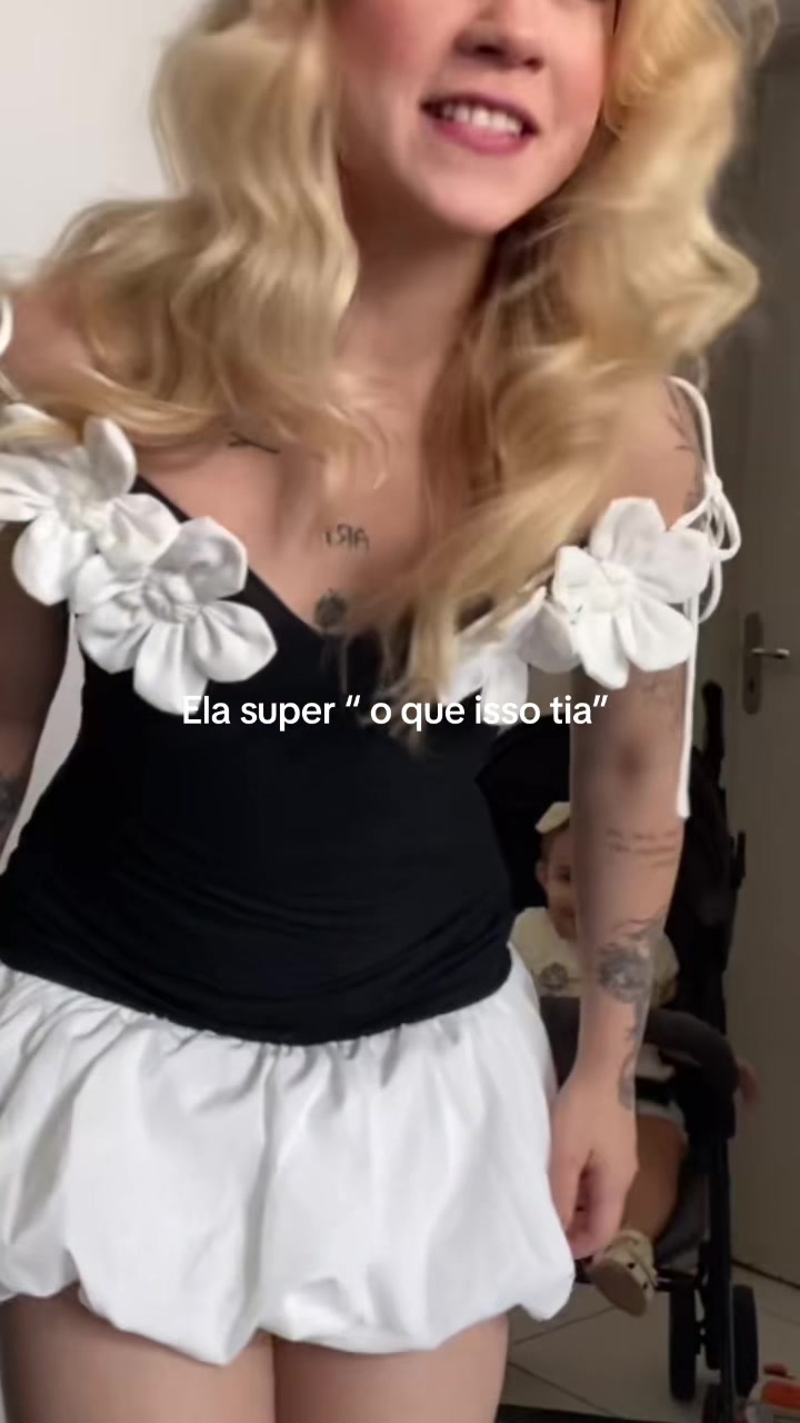 @BrunaRioss_