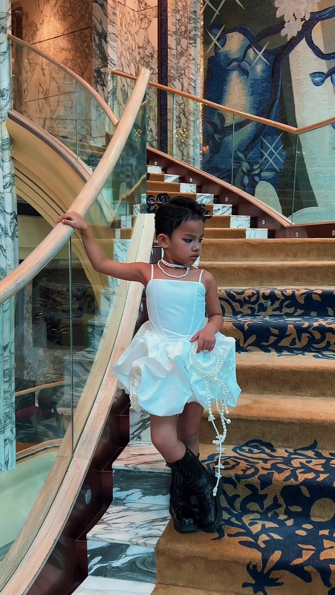 @Song Lam - CiCi EmEm