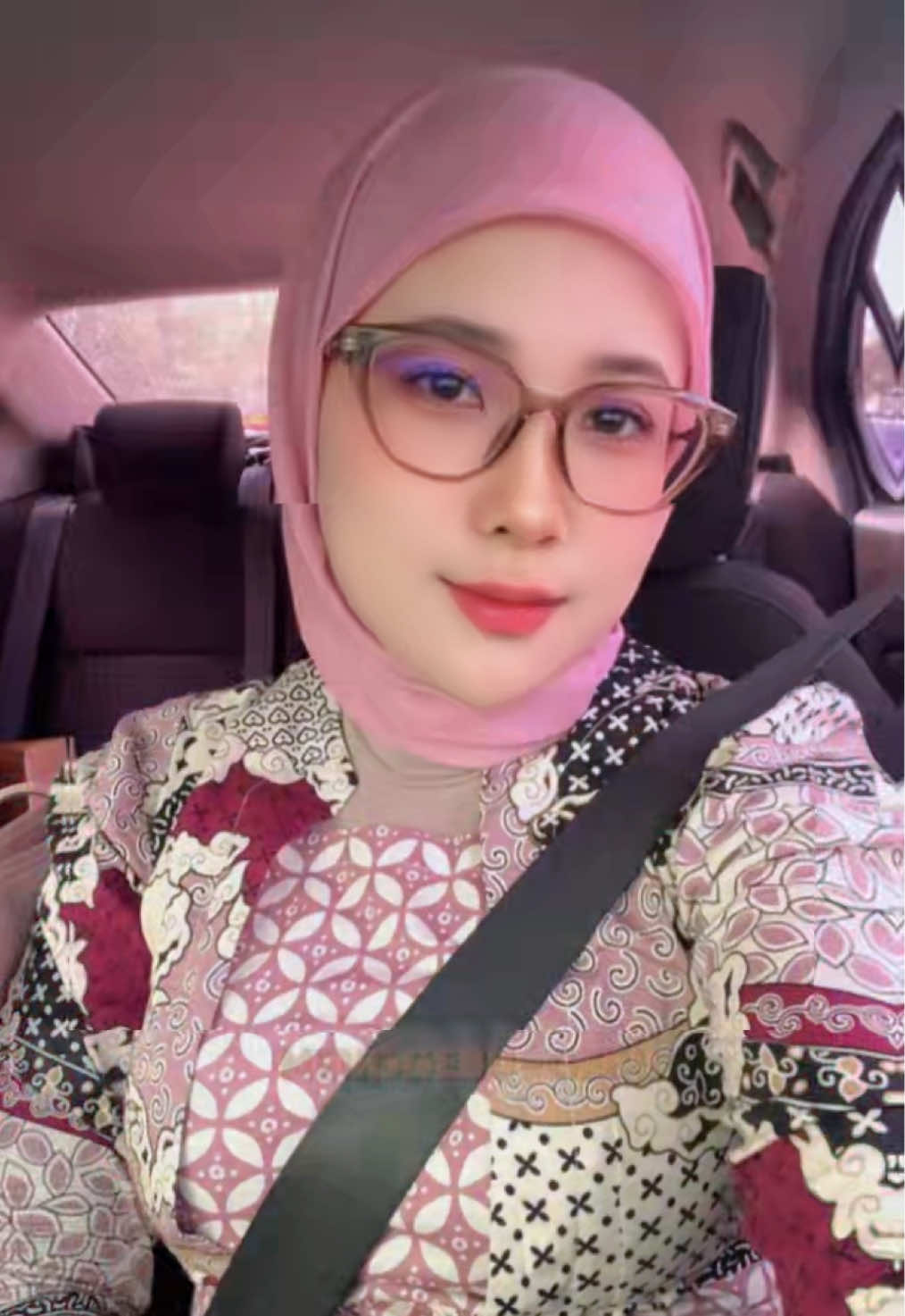 @Hawa Moja🦋