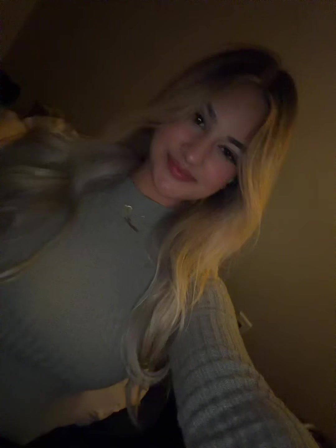 @T