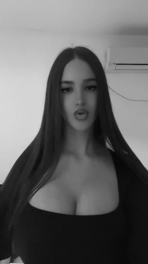@𝒜𝓃𝒹𝒿𝑒𝓁𝒶