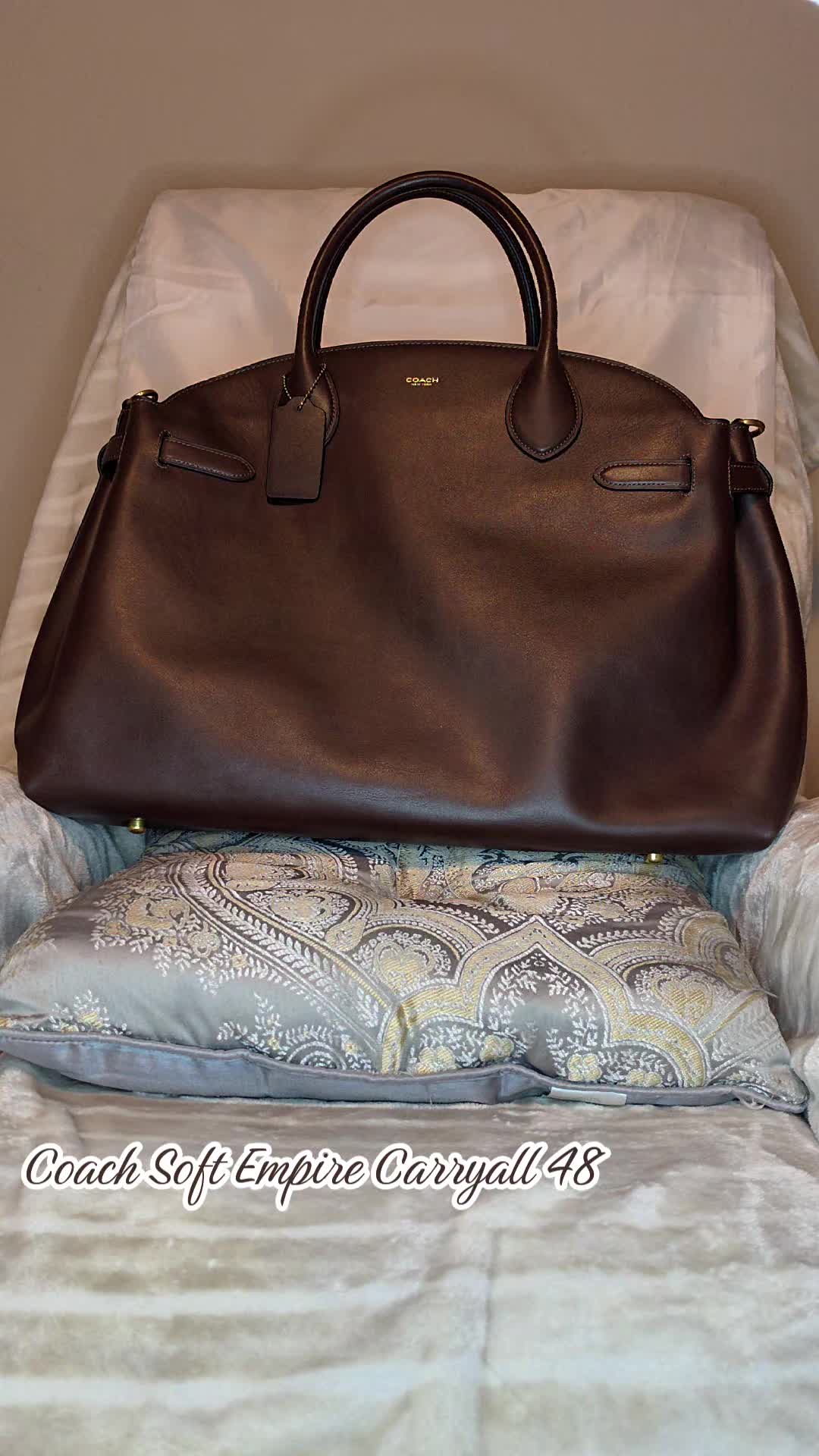 @CoolGirlCarry
