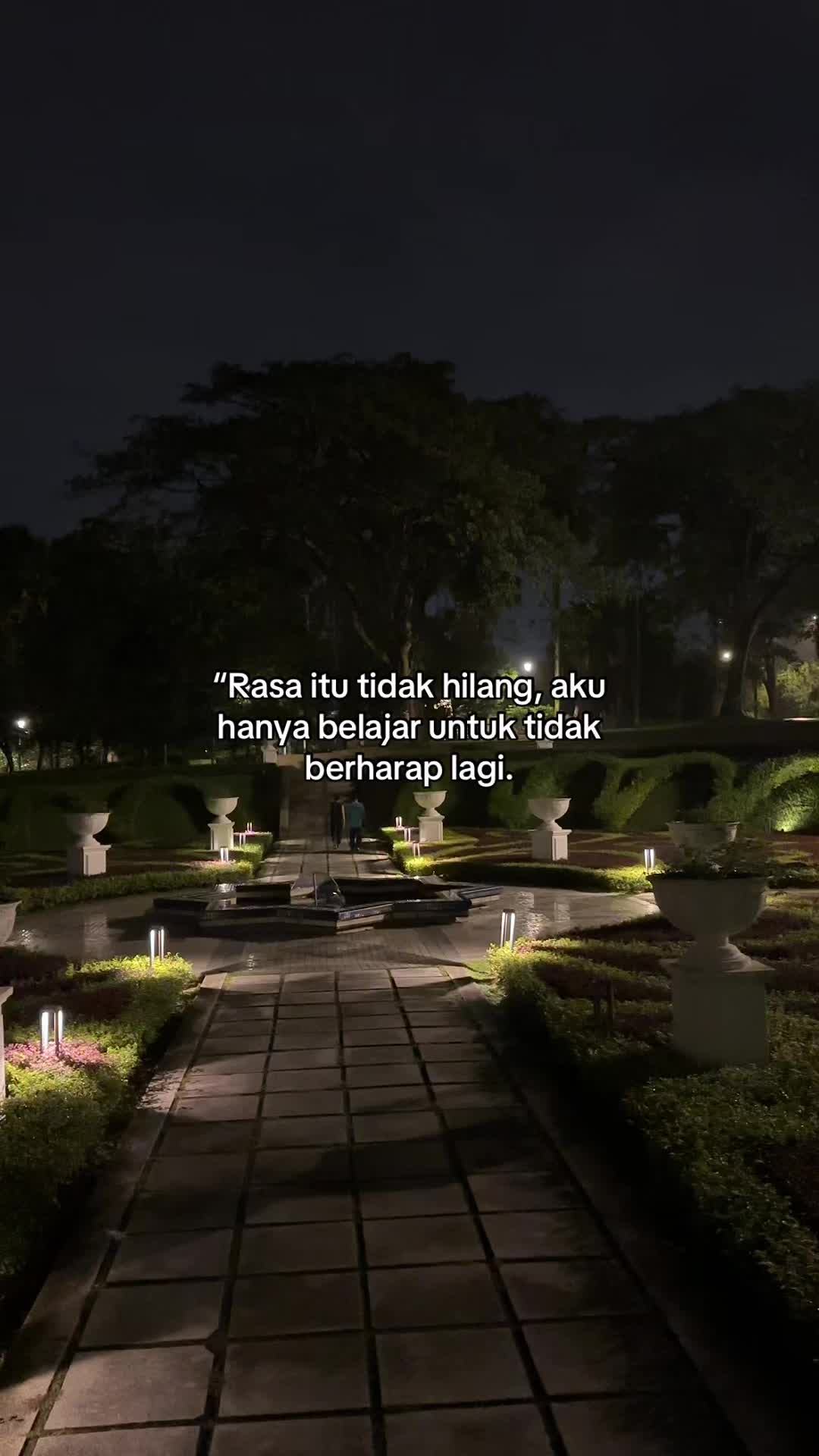 @𝘼𝙠𝙪 𝙥𝙪𝙩𝙧𝙖 :)