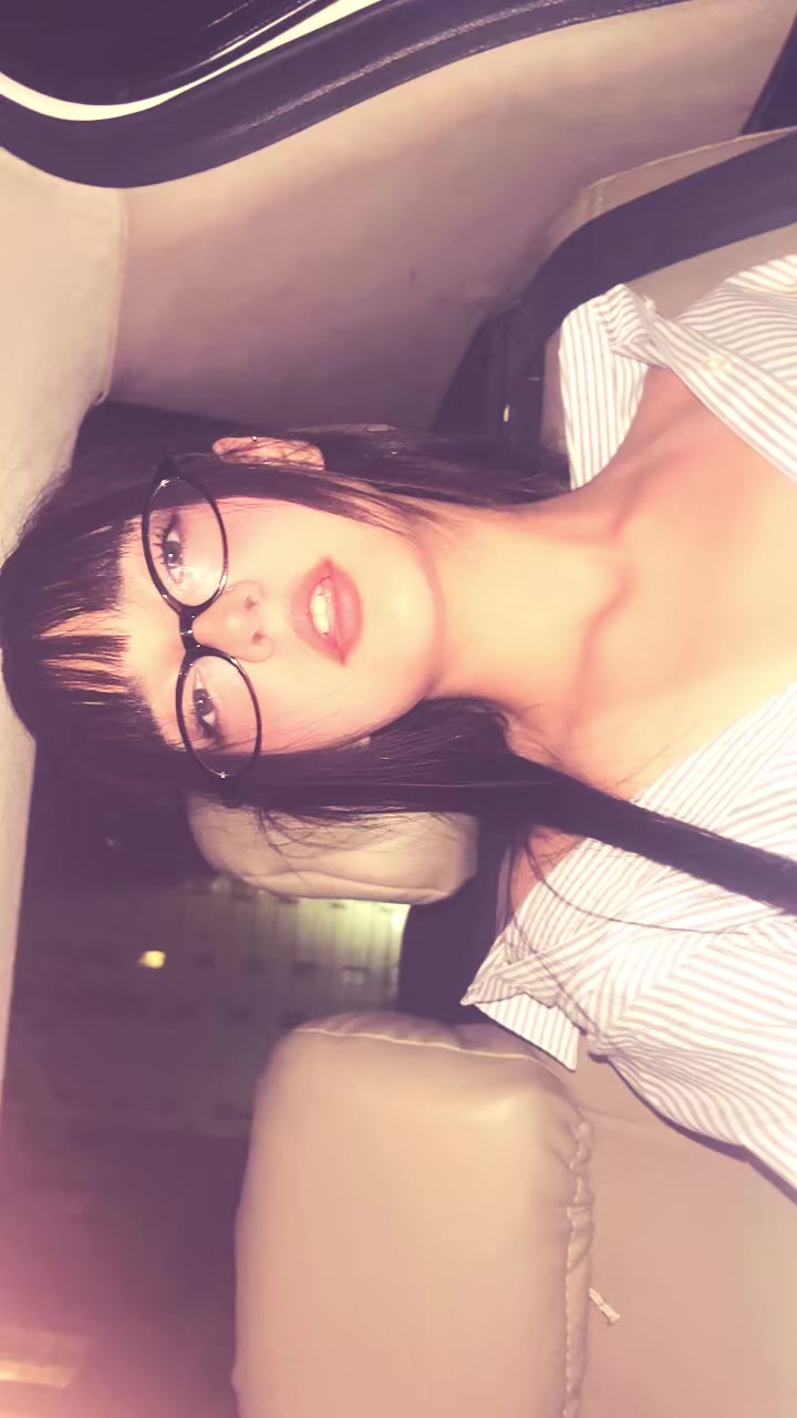 @🐚