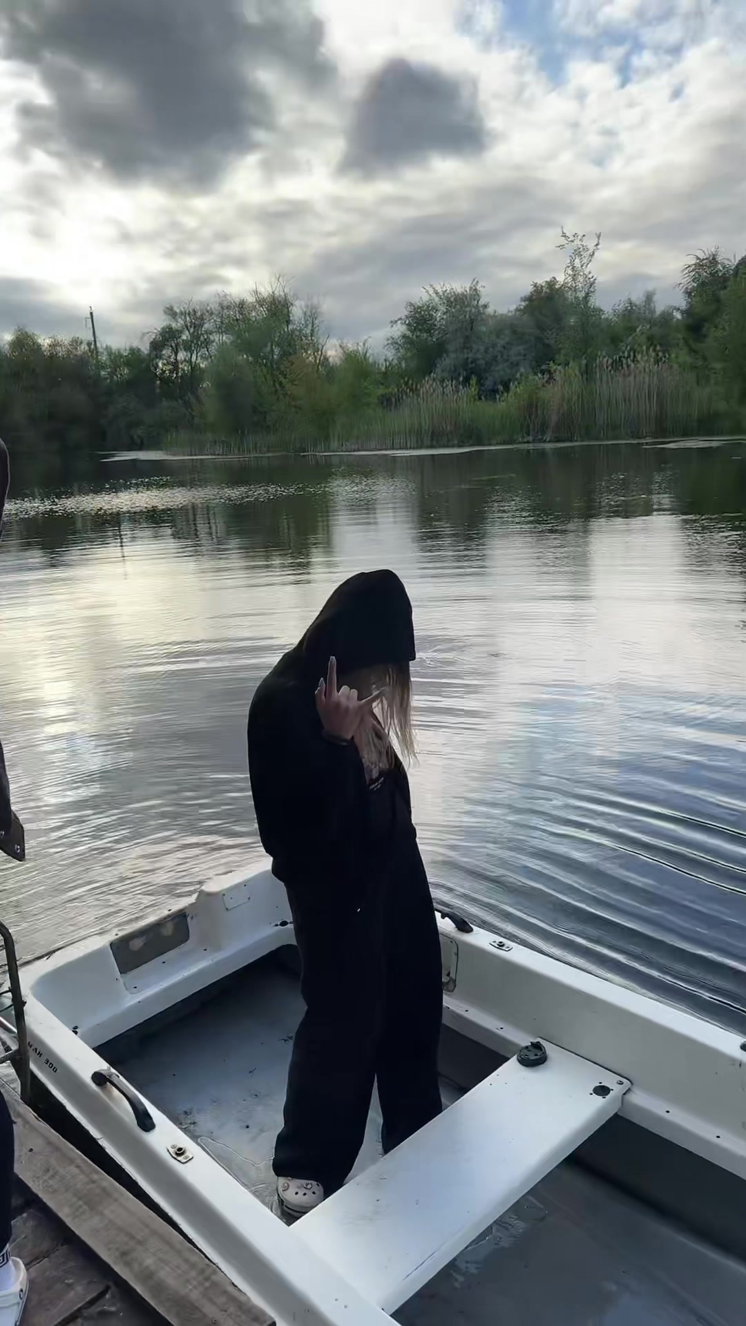 @𝓛. 𝓟.