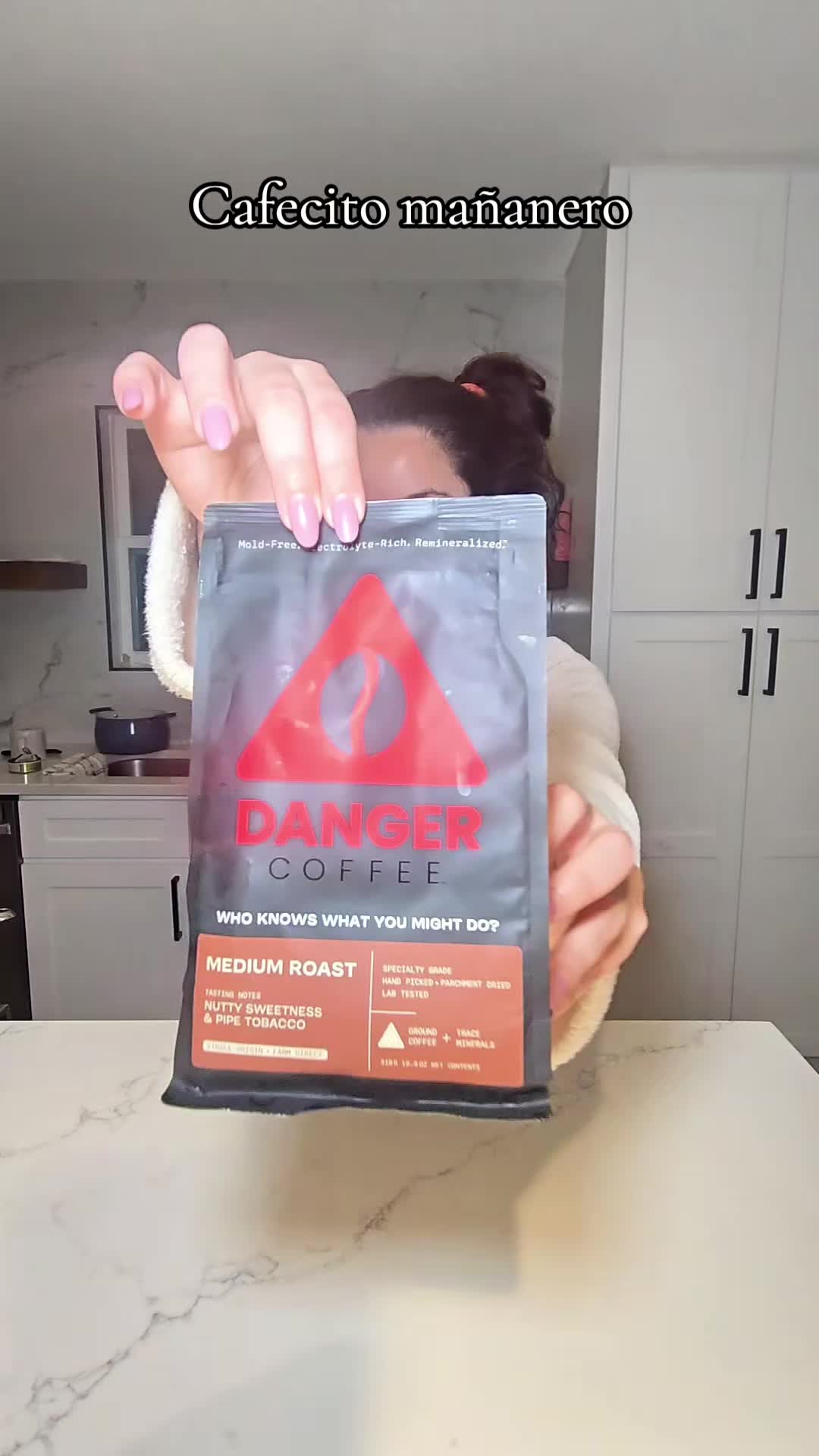 @YeinysVibes