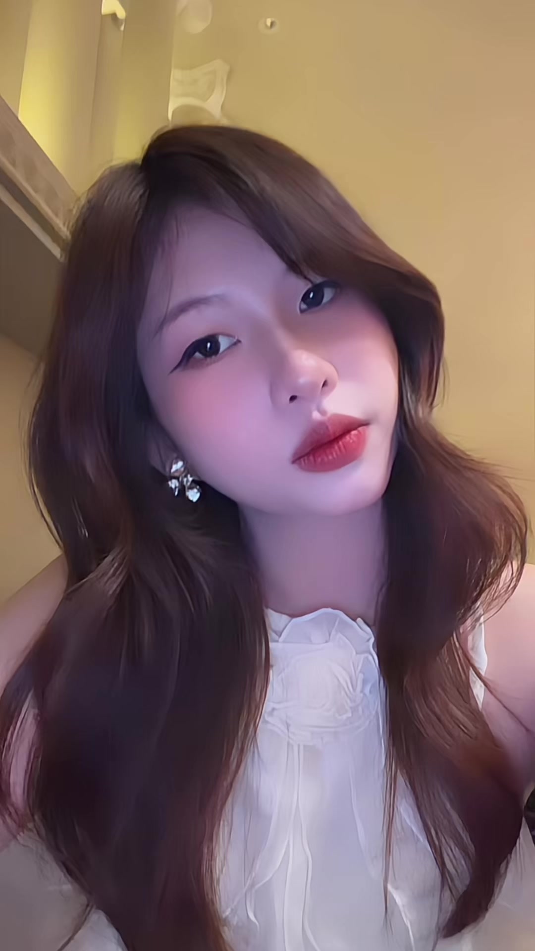 @Monika-ម៉ូនីកា