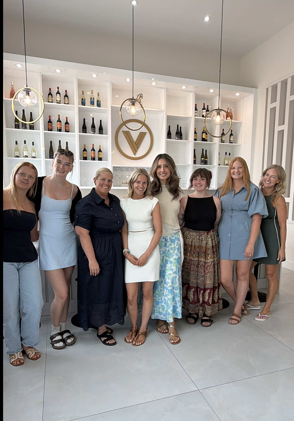 @velvet nails kw