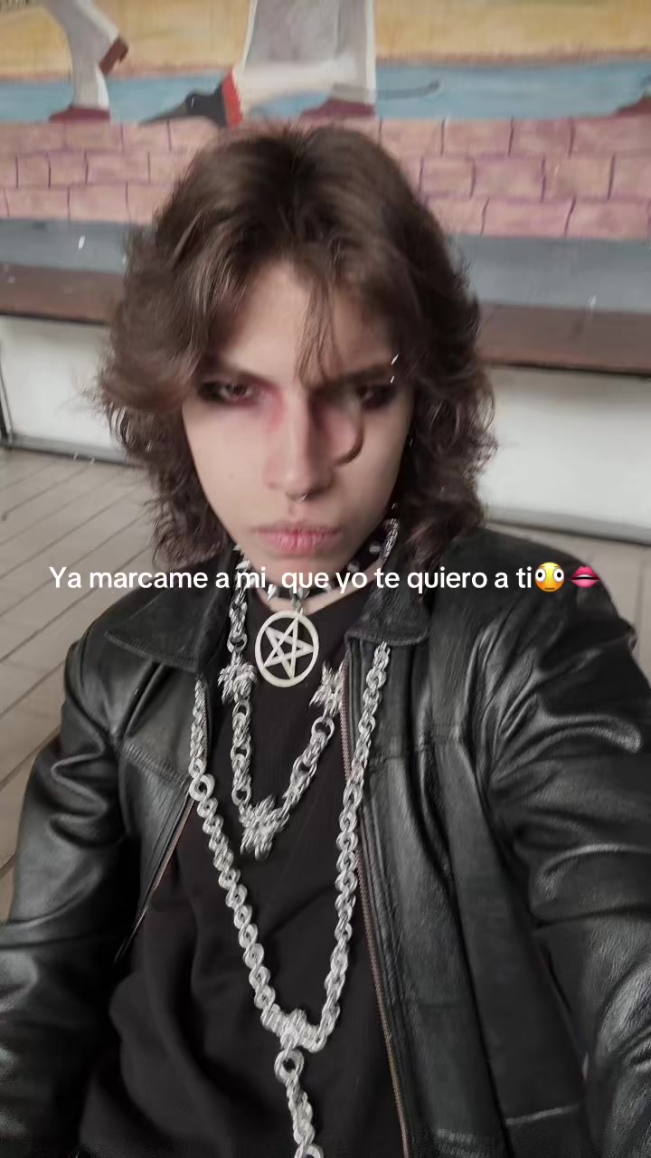 @Lio🦇🖤
