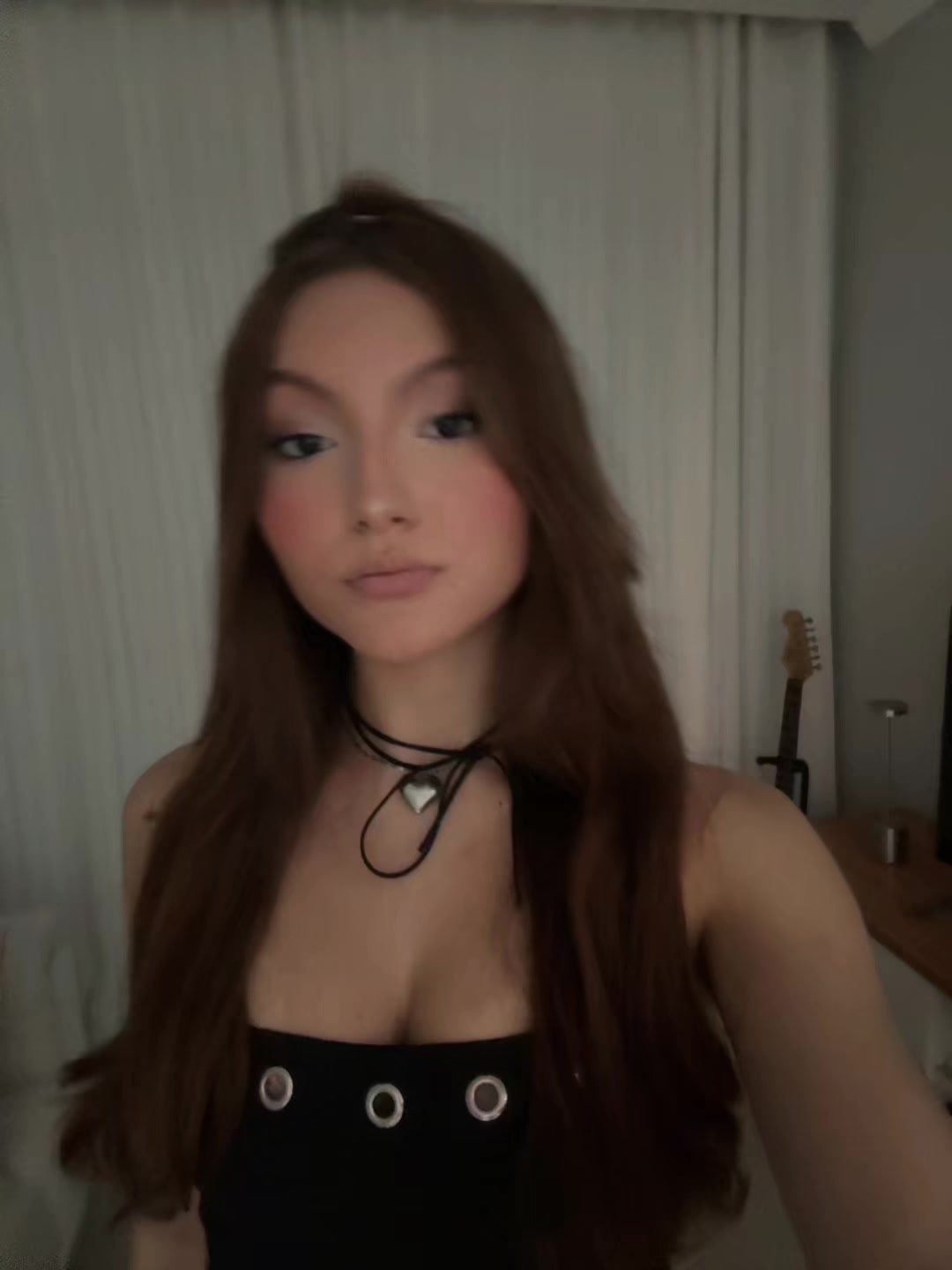 @J ✮