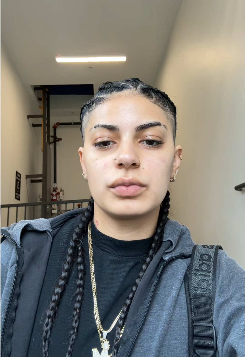 @Dolllamo