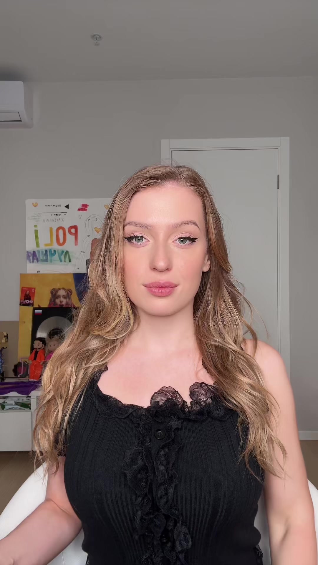 @POLI