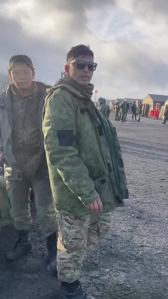 @Army Dreamer