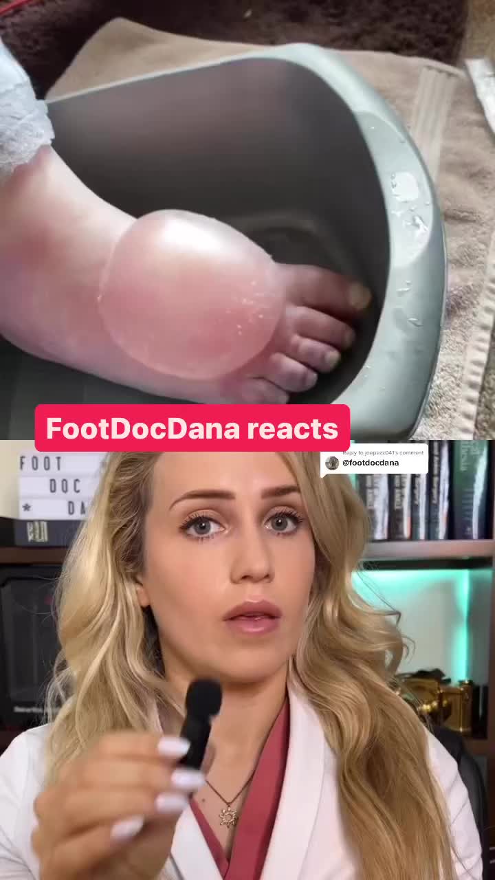 @Doctor Dana &bull; FootDocDana