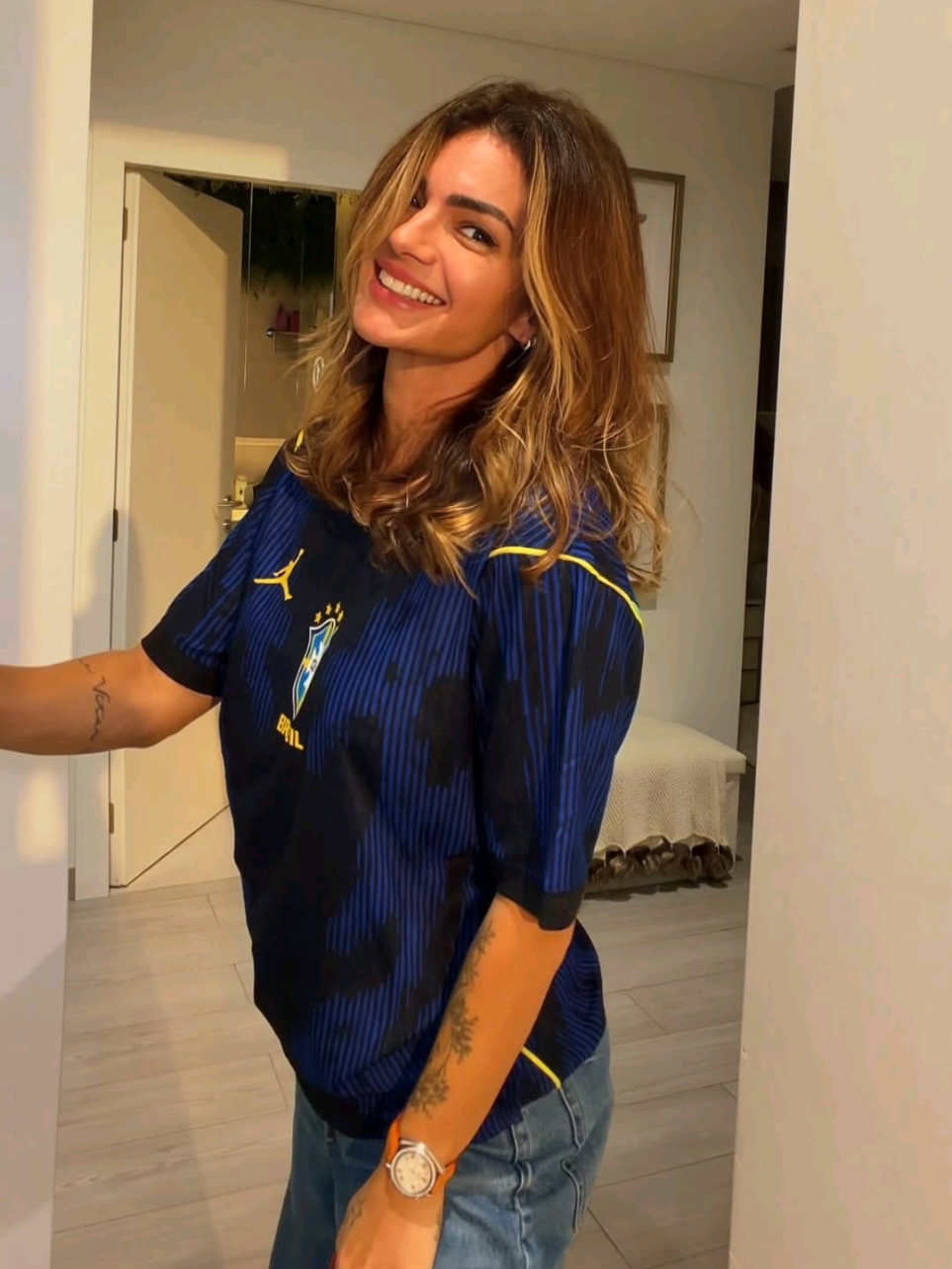 @oficialkellykey
